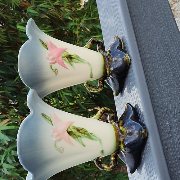 Hand Painted Hull Pottery Pair Ceramic Vintage Decorative Vases Floral - Picture 6 of 7